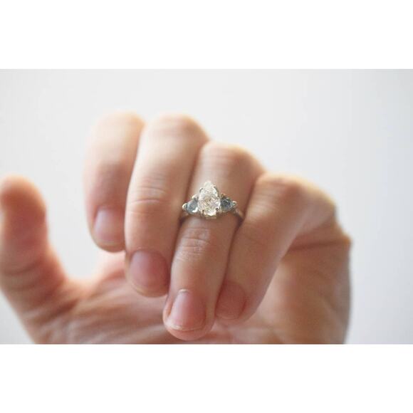 alternative raw diamond engagement ring raw crystal size 4 5 6 7 8 8 9 10 11 12 - Picture 3 of 7